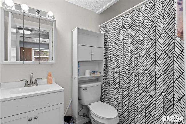 APT-2 - 2900 Taylor Ave, Condo with 2 bedrooms, 2 bathrooms and null parking in Springfield IL | Image 12