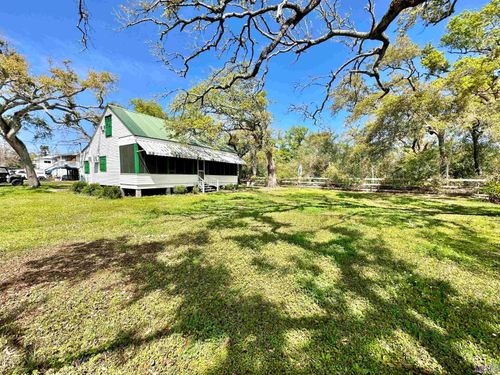 196 Coulon Rigaud Lane, Grand Isle, LA, 70358 | Card Image