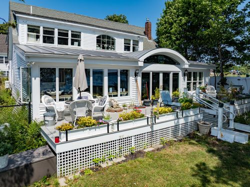 25 Water St, Searsport, ME, 04974-3412 | Card Image