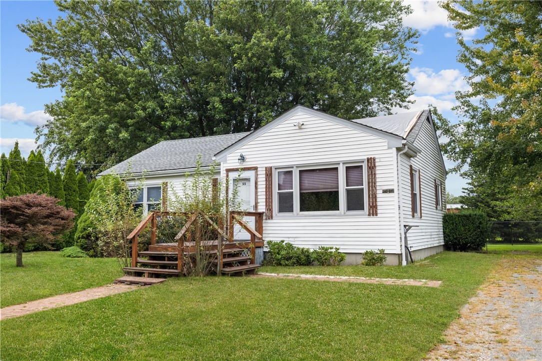 Garden St, Portsmouth, RI 02871