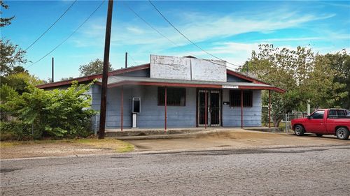 519 Avenue B, Sinton, TX, 78387-3476 | Card Image