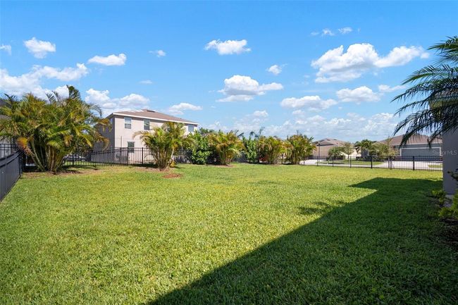 Fenced Backyard | Image 9
