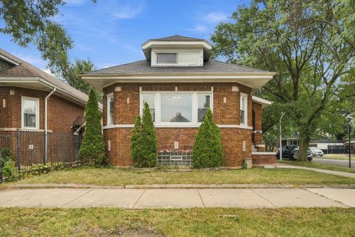 9257 S Ada St, Chicago, IL, 60620-3654 | Card Image