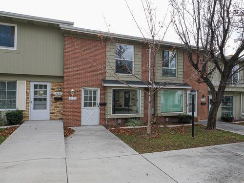 2122 E Georgetown Sq, Millcreek, UT, 84109-2619 | Card Image