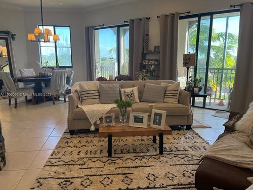 apt-421-3020 Nw 125th Ave, Sunrise, FL, 33323-6319 | Card Image