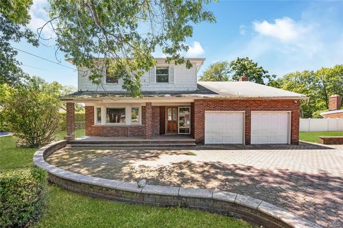 1103 Carlls Straight Path, Huntington, NY, 11746 | Card Image