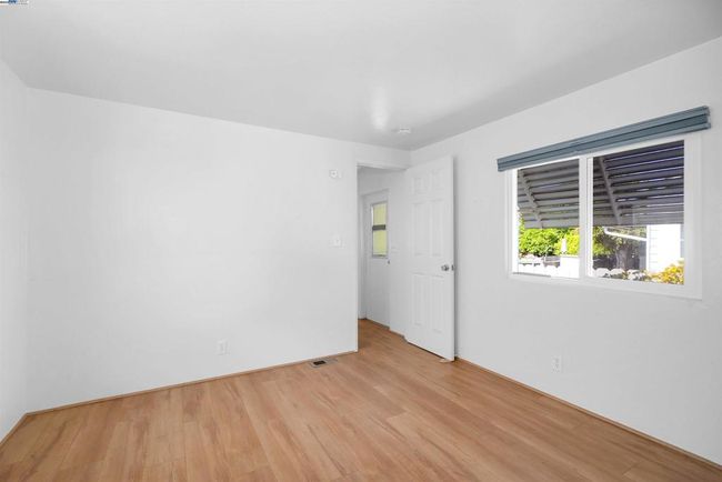 17754 Meekland Ave, Home with 1 bedrooms, 1 bathrooms and null parking in Cherryland CA | Image 22