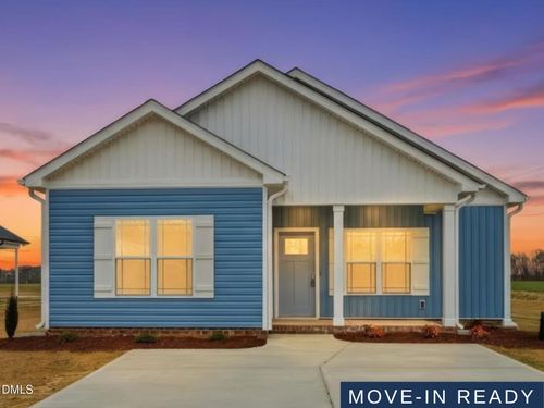608 S Vance St, Fremont, NC, 27830-4403 | Card Image