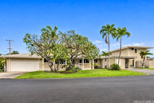 304 Ilimano St, Kailua, HI, 96734-1824 | Card Image