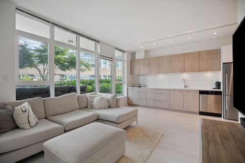 208-691 North Rd, Coquitlam, BC, V3J0H9 | Card Image