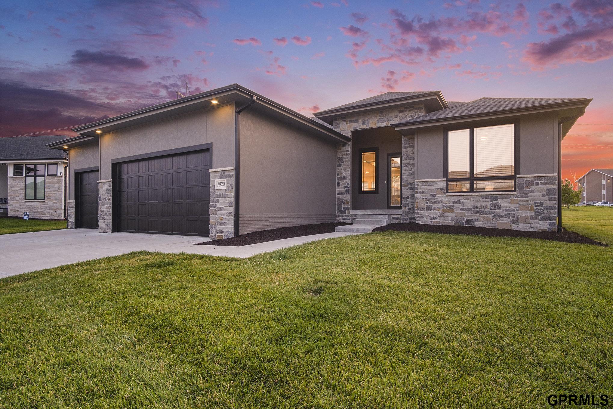 185th Ave, Elkhorn, NE 68022