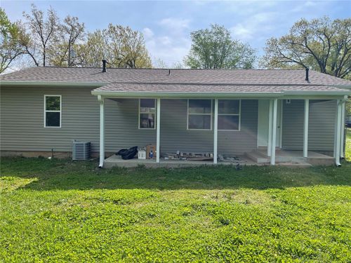 903 S Oak St, Salem, MO, 65560-1839 | Card Image