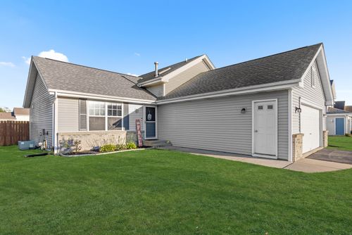 853 Wynstone Way, ROCKTON, IL, 61072-3452 | Card Image