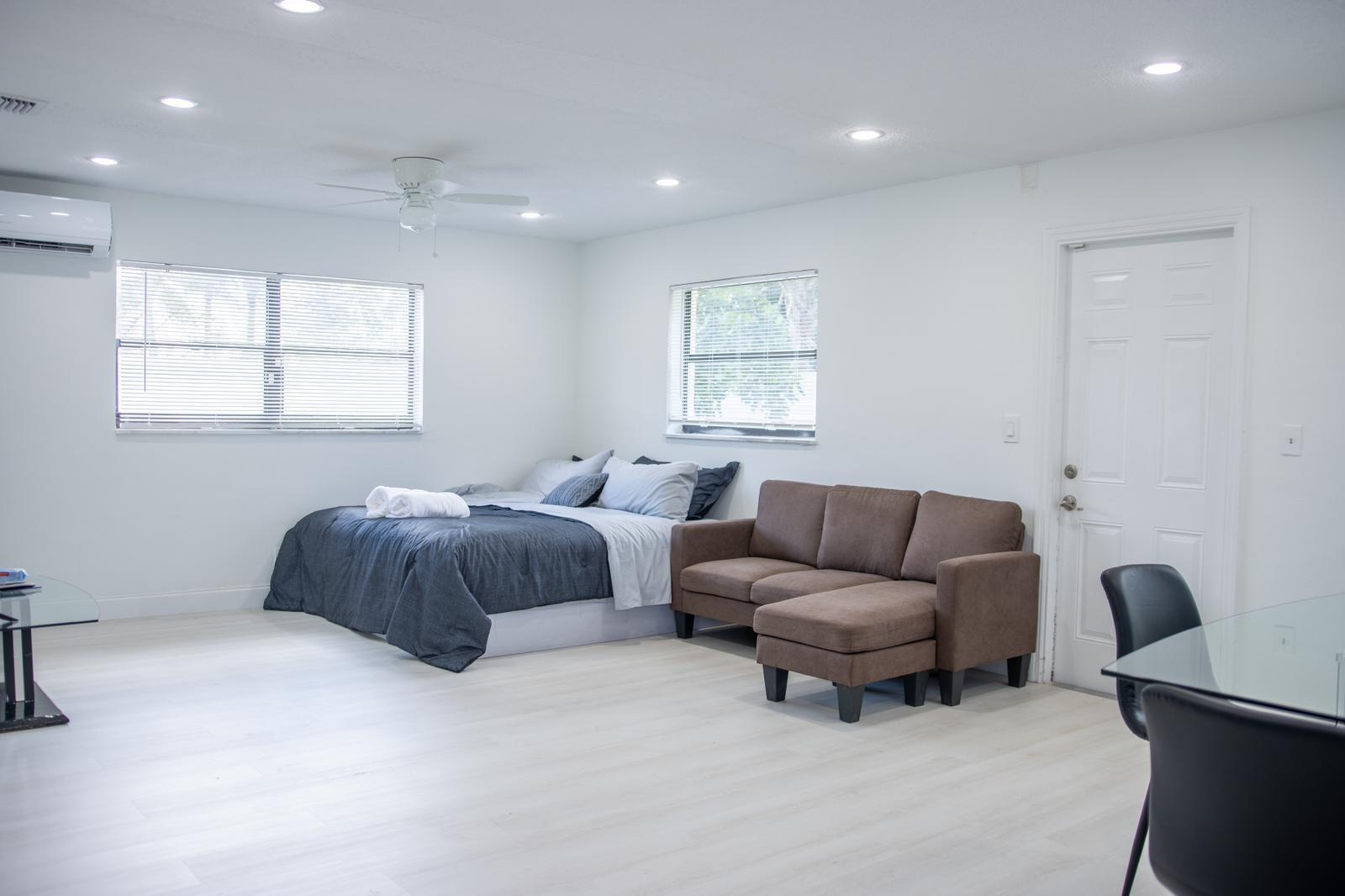Residential Lease in Deerfield Beach 4