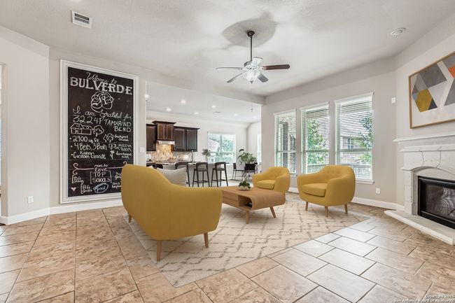 32241 Tamarind Bnd, House other with 4 bedrooms, 3 bathrooms and null parking in Bulverde TX | Image 6