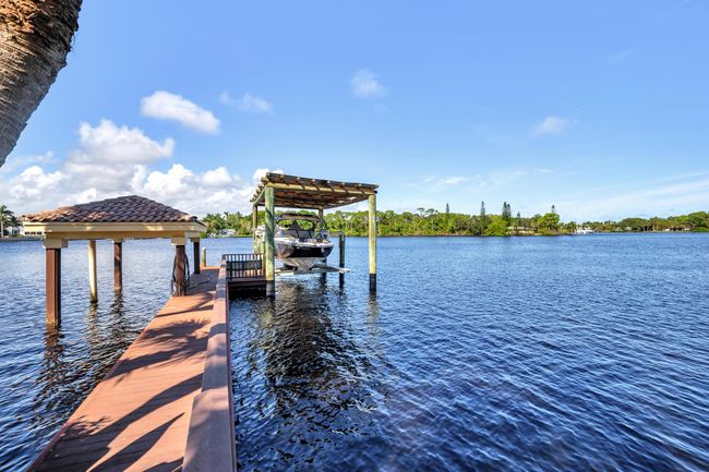 19223 Riverside Dr, House other with 5 bedrooms, 6 bathrooms and null parking in Tequesta FL | Image 63