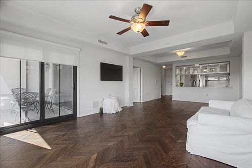 apt-1206-121 N Monroe St, TALLAHASSEE, FL, 32301-1548 | Card Image