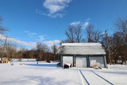 20501 Middlebelt Rd, Romulus, MI, 48174-9213 | Card Image