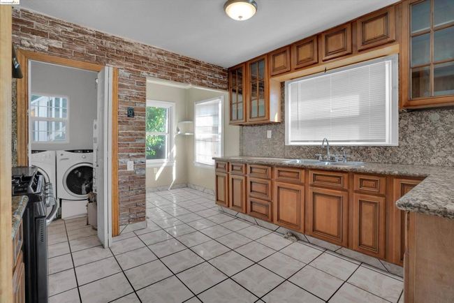2711 79 Th Ave, House other with 3 bedrooms, 2 bathrooms and 1 parking in Oakland CA | Image 12