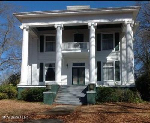 414 Summit Street, Winona, MS, 38967 | Card Image