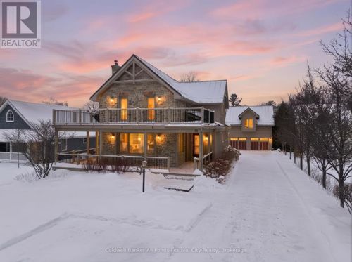 35 Jane St, Bayfield, ON, N0M1G0 | Card Image