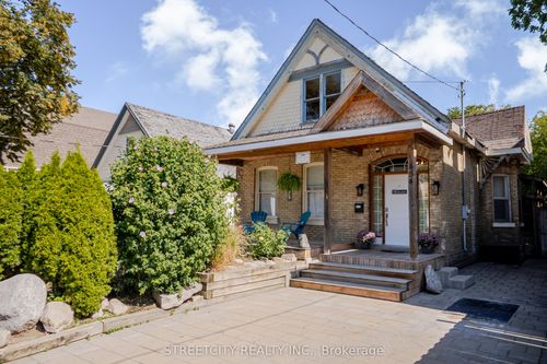434 English St, London, ON, N5W3T5 | Card Image