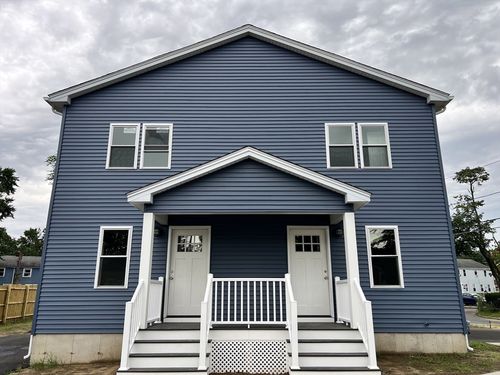 123-121 Putnam Cir, Springfield, MA, 01104-1348 | Card Image