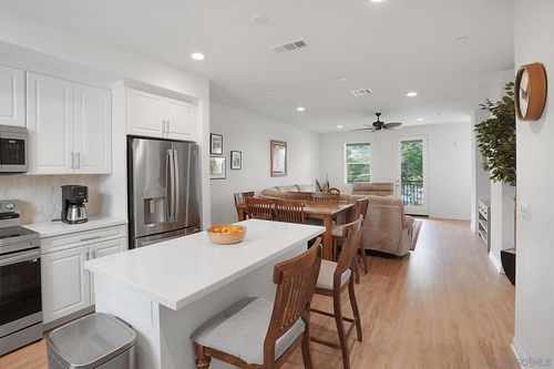 8381 Tahoe St, Lemon Grove, CA, 91945-2027 | Card Image
