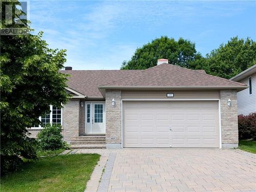 197 Trailridge Dr, Sudbury, ON, P3E6L8 | Card Image