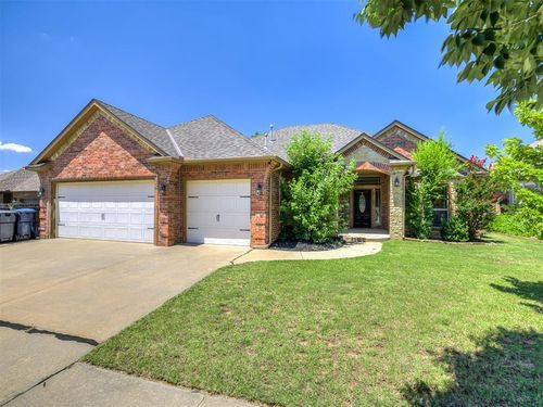 8617 Nw 113th Ct, Oklahoma City, OK, 73162-2127 | Card Image