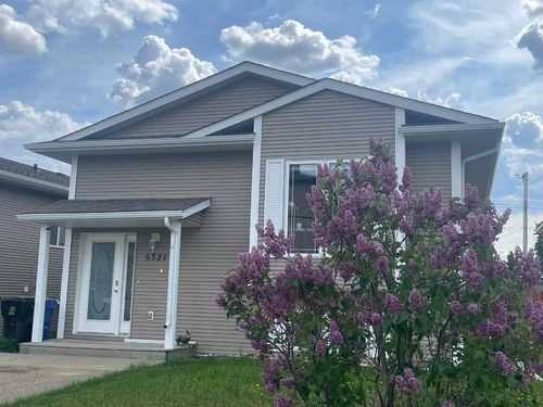 5321 45 Ave, Grimshaw, AB, T0H1W0 | Card Image