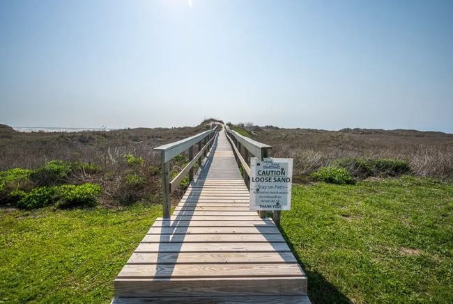 Boarkwalk from the Condo to the Beach | Image 31