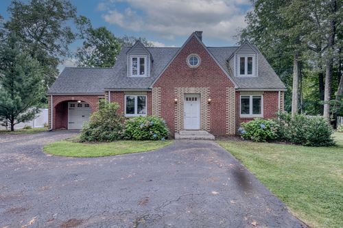 131 Birdseye Rd, Farmington, CT, 06032-2429 | Card Image