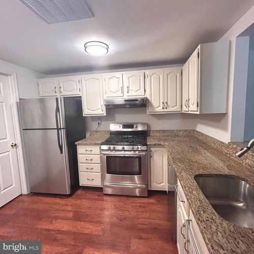 1705-1705 Mountainview Dr, CHESTERBROOK, PA, 19087-5557 | Card Image