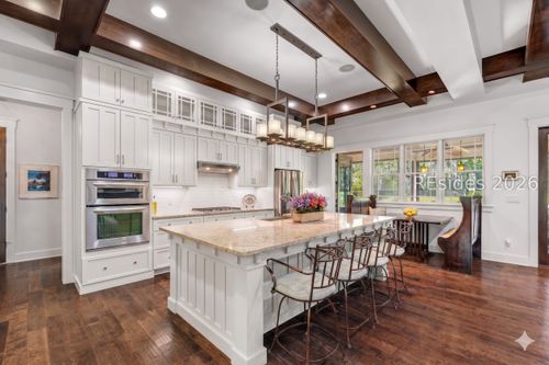7 Normandy Cir, Bluffton, SC, 29910-7302 | Card Image