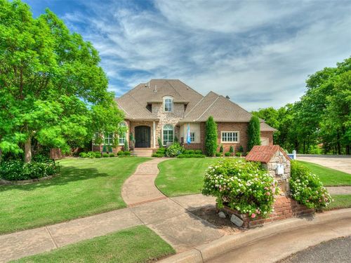 2708 Cumberland Dr, Edmond, OK, 73034-8372 | Card Image