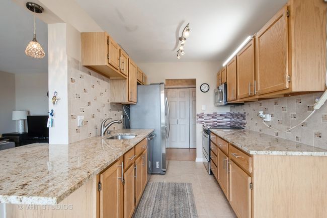 APT-1107 - 7141 N Kedzie Ave, Condo with 1 bedrooms, 1 bathrooms and 1 parking in CHICAGO IL | Image 9