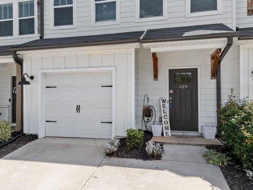 109 Grey Oak Trl, Greer, SC, 29650-2782 | Card Image