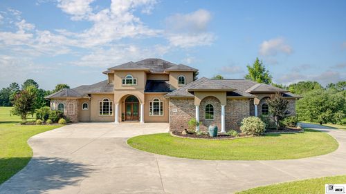 379 Dr Davis Rd, Calhoun, LA, 71225-8685 | Card Image