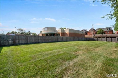 4530 Delmar Blvd, Saint Louis, MO, 63108-1702 | Card Image