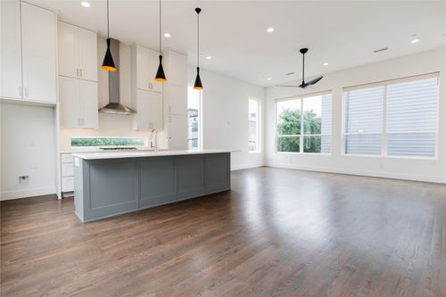 101-2623 Kimsey Dr, Dallas, TX, 75235-6837 | Card Image