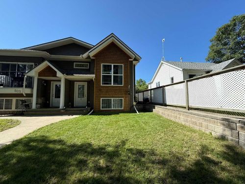 2-5011 55 Ave, Ponoka, AB, T4J1H3 | Card Image