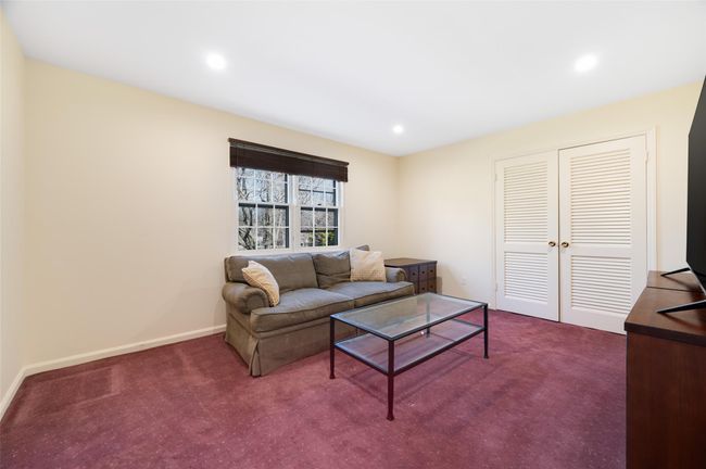 Bedroom with generous closet | Image 27