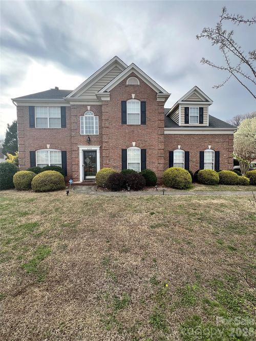 8329 Beardsley Dr, Charlotte, NC, 28269-7168 | Card Image