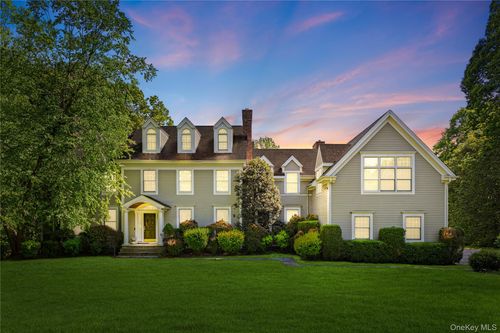 7 Samuel Dann Way, Pound Ridge, NY, 10576-2152 | Card Image