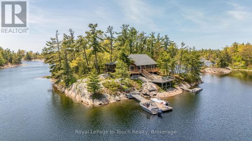 1 Gb468 Island, The Archipelago (Archipelago South), ON, P2A0B7 | Card Image