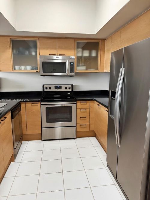 apt-1035-140 S Dixie Hwy, Hollywood, FL, 33020-7331 | Card Image