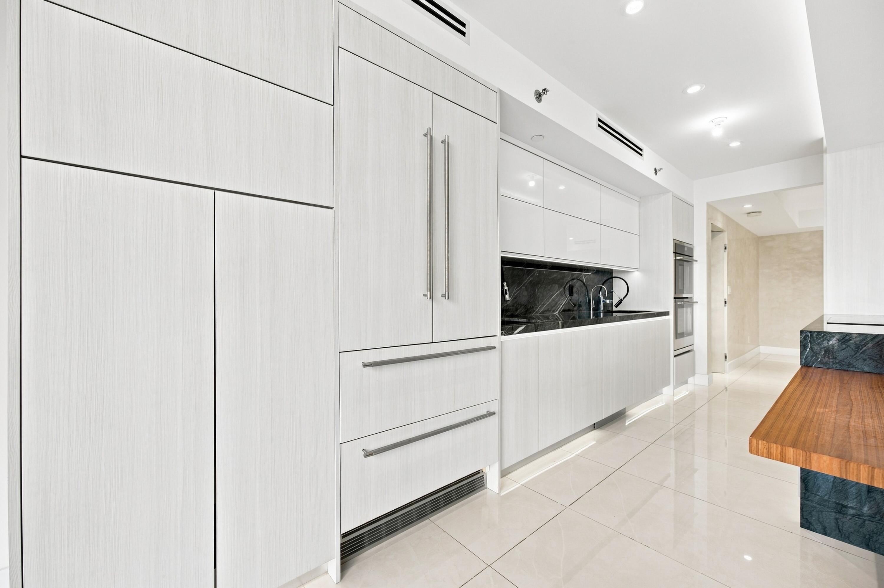 Residential in Aventura 3