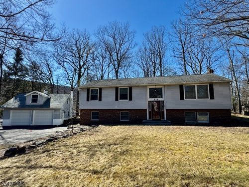 38 Notch Rd, Oak Ridge, NJ, 07438-8839 | Card Image