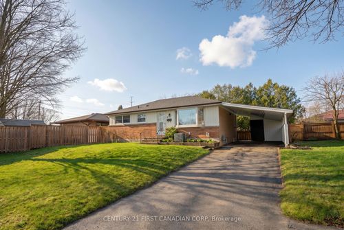 6 Breton Park Cres, London, ON, N5W1N1 | Card Image